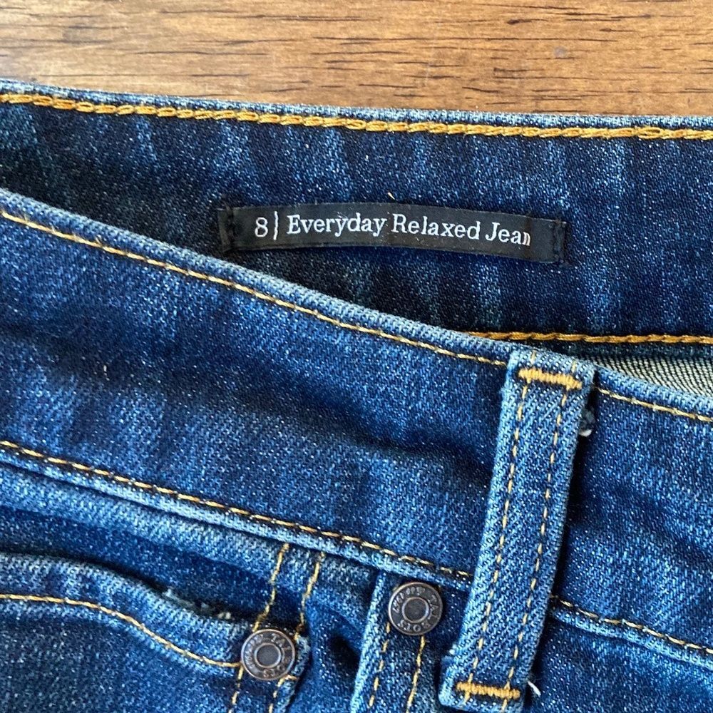 Talbots Dark Wash Everyday Relaxed Fit Denim Jeans Women's 8 - Picture 3 of 8